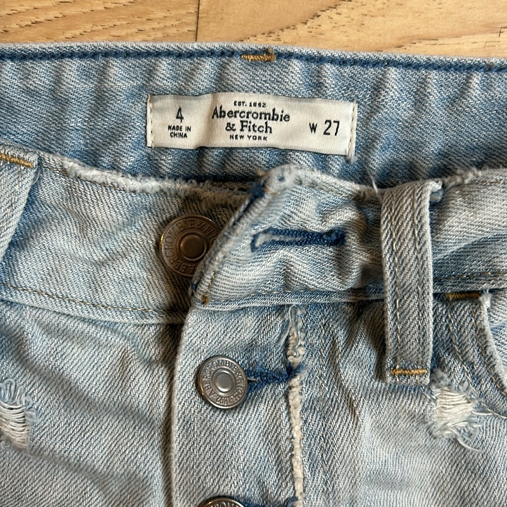 Abercrombie short shorts size 27 - Picture 2 of 6